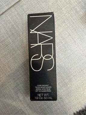 NARS Tinted Moisturizer: St. Moritz Medium 1 #2314